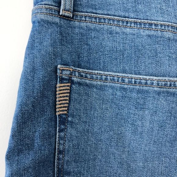 Paige Dani Short Leela Deconstructed Vintage Inspired Denim - Picture 9 of 15